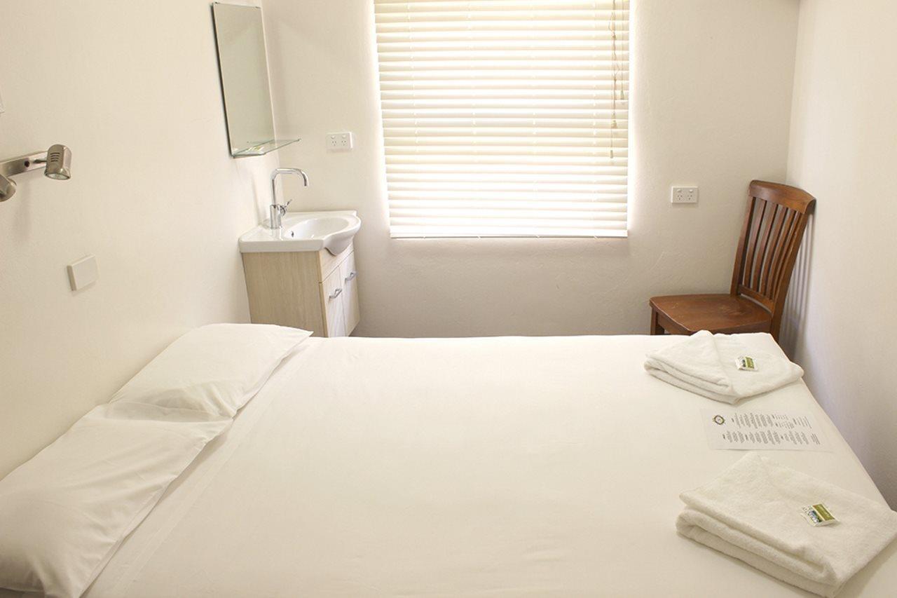 Cbd Hotel Newcastle Bagian luar foto