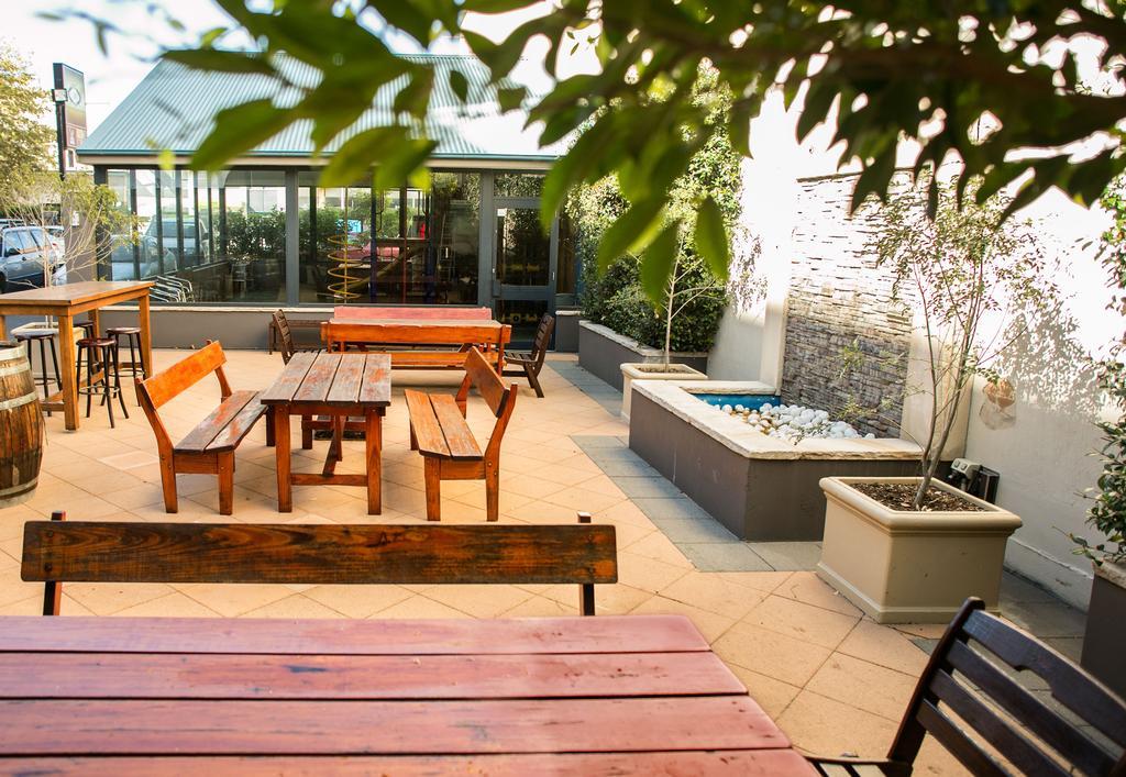 Cbd Hotel Newcastle Bagian luar foto
