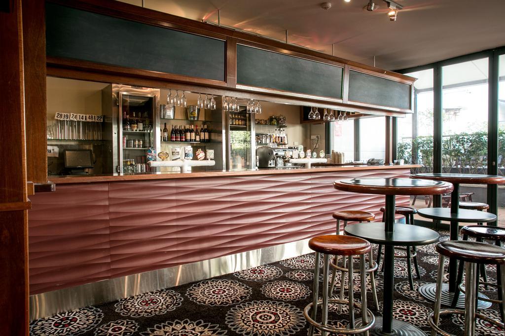 Cbd Hotel Newcastle Bagian luar foto
