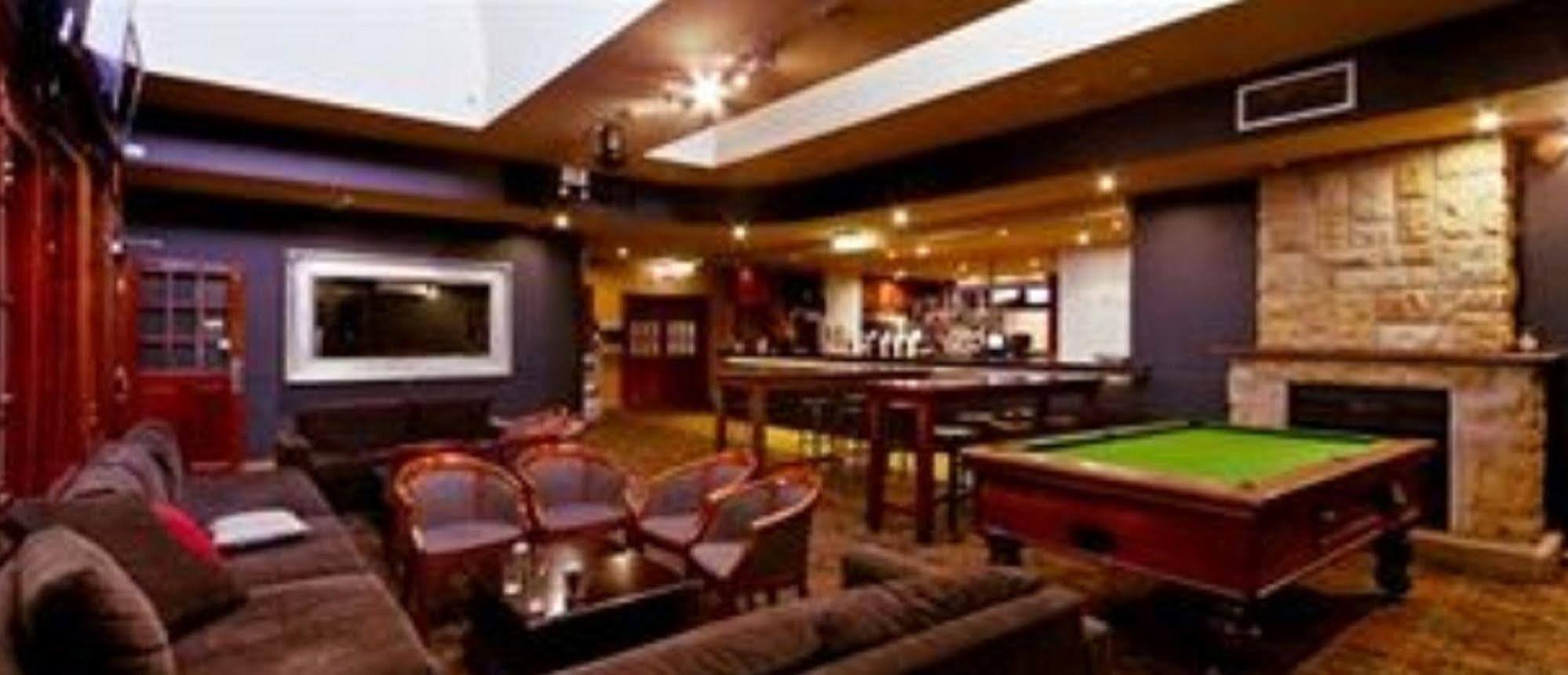 Cbd Hotel Newcastle Bagian luar foto